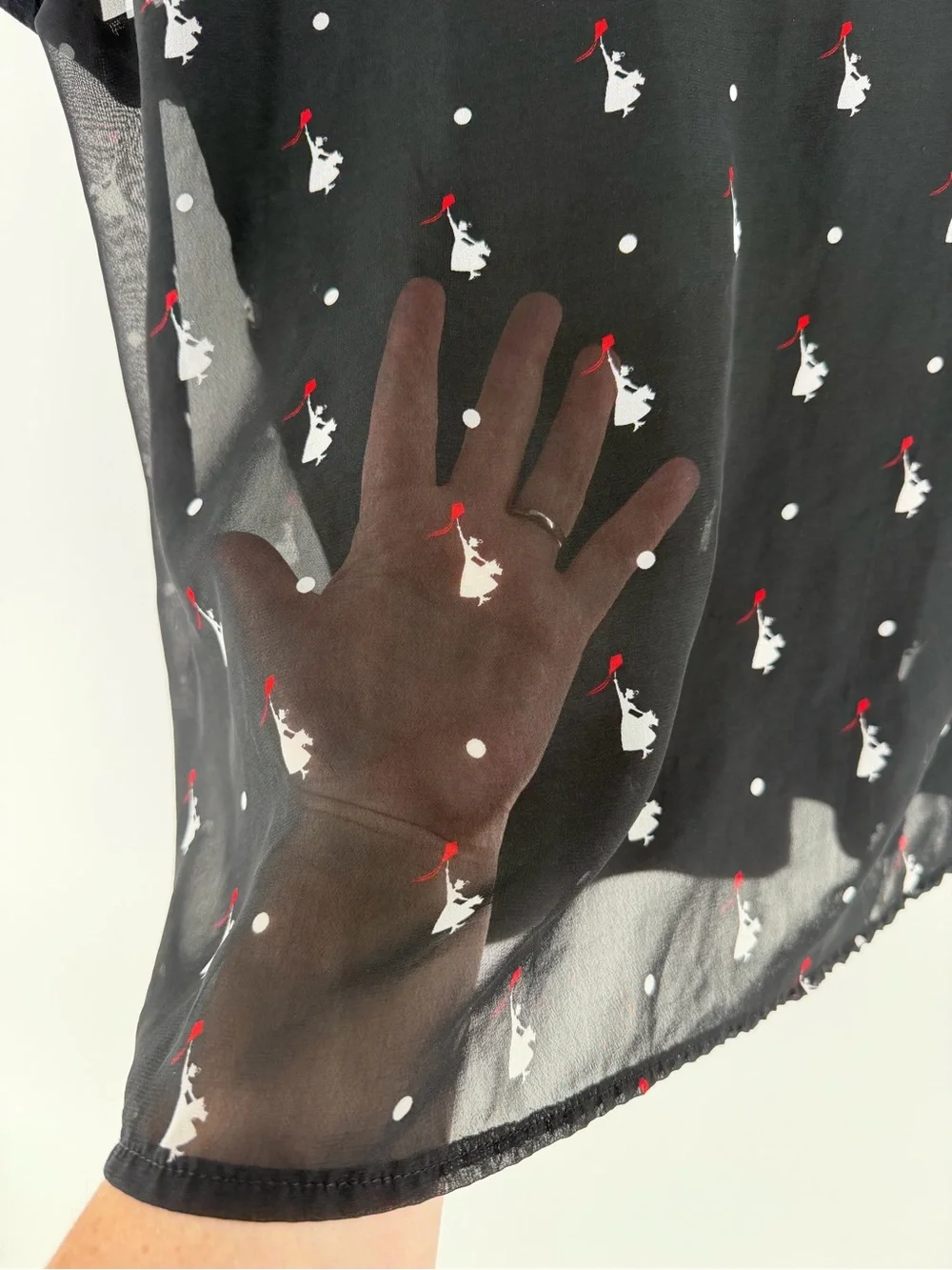 Her Universe Disney Mary Poppins Sheer Back Top 2X Tag **Fits Like A MED/LARGE** - Picture 4 of 10